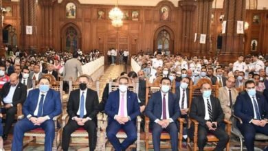 الأنصاري يزور كنائس مار جرجس والإنجيلية والكاثوليكية لتقديم التهنئة للإخوة الأقباط بعيد القيامة المجيد