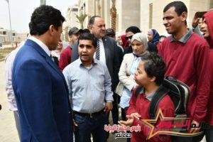 صبحي: يلتقي مجموعة من شباب ذوى الهمم بمقر الوزارة بالعاصمة الإدارية الجديدة