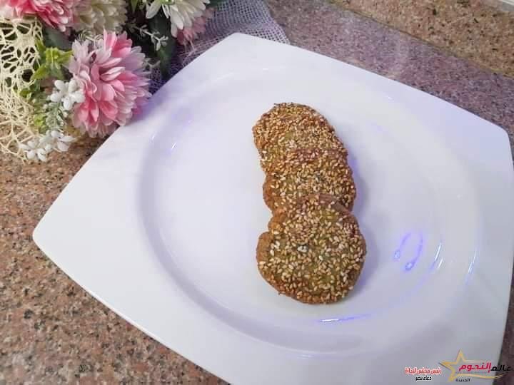 طعمية محشية بالسمسم... مقدمة من الشيف: سهام الحشاش