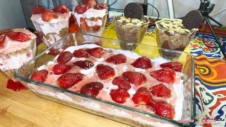 الكنافة بالكريمة والفراولة... مقدمة من الشيف: محمد موسى 2 الكنافة بالكريمة والفراولة... مقدمة من الشيف: محمد موسى