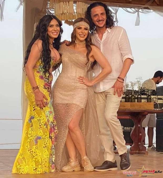 حفل زفاف دنيا عبد العزيز في نويبع بحضور عدد من الفنانين 2 حفل زفاف دنيا عبد العزيز في نويبع بحضور عدد من الفنانين