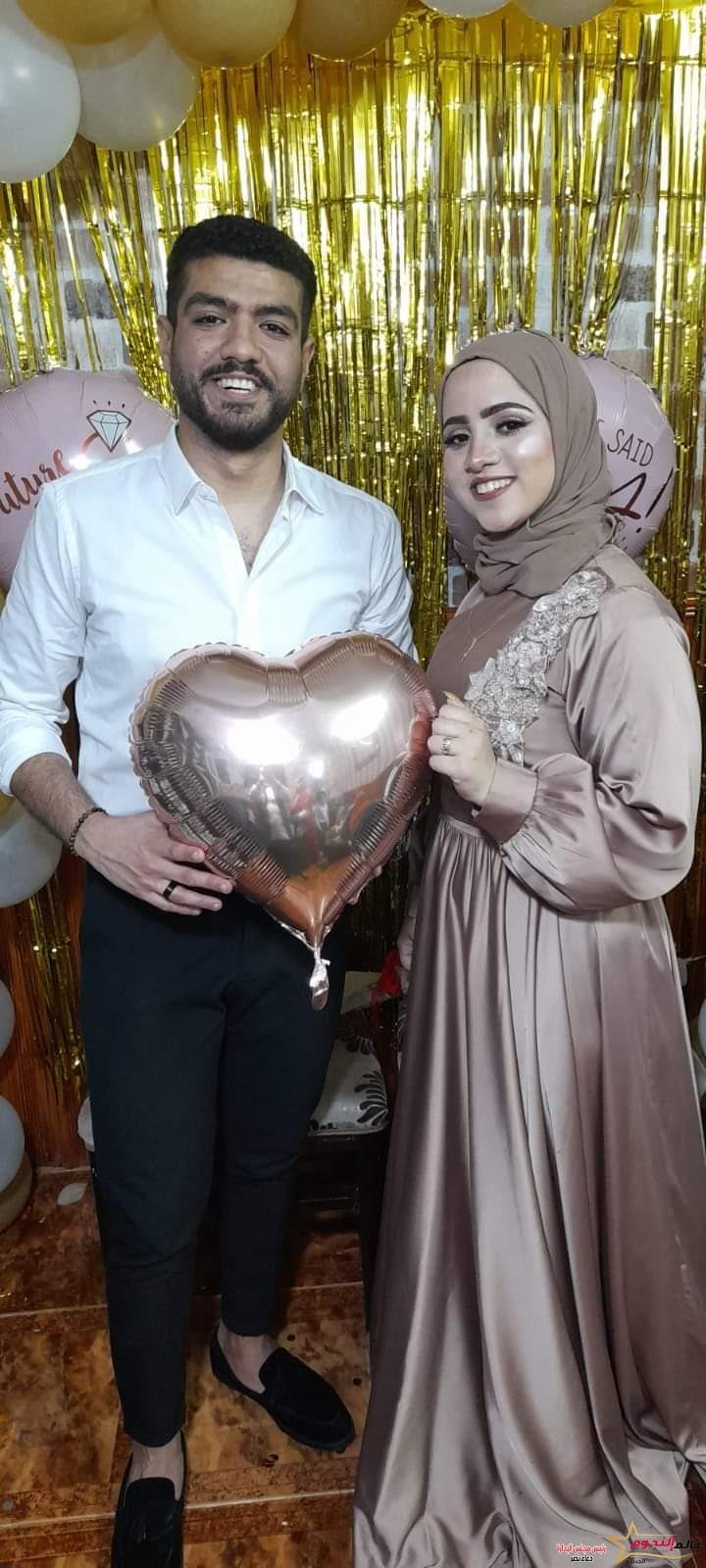 عالم النجوم تهنئ الفنان حسن عثمان بخطبة نجله أحمد