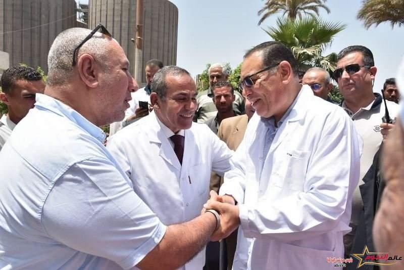 غراب : يتفقد شونة بنك التنمية والإئتمان الزراعى بالنخاس وصومعة مطاحن شرق الدلتا بمدينة الزقازيق
