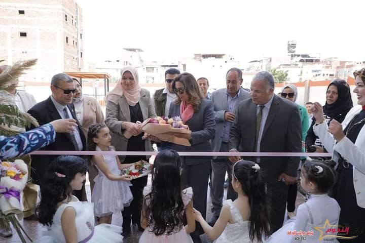  عوض تفتتح مدرستى الزنارى للتعليم الأساسي و مها الفار الثانوية الإلكترونية