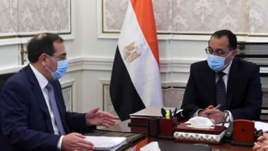 رئيس الوزراء يلتقي وزير البترول لاستعراض عدد من ملفات عمل الوزارة