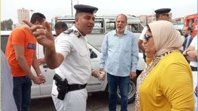 محافظ الإسكندرية يشدد على رؤساء الأحياء وجميع الاجهزة التنفيذية بالمحافظة بتكثيف حملات متابعة تطبيق المواعيد الصيفية