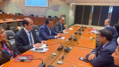 القائم بأعمال وزير الصحة يلتقي بنظيرته القطرية لبحث تعزيز سبل التعاون في القطاع الصحي