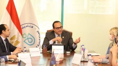 د.أحمد السبكي: التأمين الصحي الشامل يضمن تحسين جودة خدمات الرعاية الصحية للمواطن  