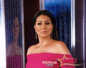 الفنانة وفاء عامر لـ عالم النجوم: "مش بحب أشوف أتنين متخانقين" 7 مش بحب أشوف أتنين متخانقين... لم أكن أعلم بأن "عمر" ابني هو الذي سيجسد شخصية رامز في بيت الشدة