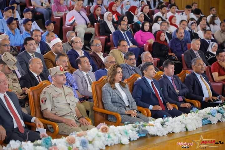 عوض تشهد فعاليات الندوة التثقيفية السادسة والعشرين بقصر ثقافة مدينة دمياط الجديدة 1 عوض تشهد فعاليات الندوة التثقيفية السادسة والعشرين بقصر ثقافة مدينة دمياط الجديدة
