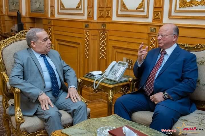 وزير الدولة للإنتاج الحربي يبحث مع محافظ القاهرة مستجدات التعاون في تطوير قرية الفواخير