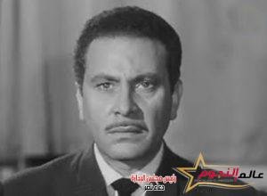 عتريس السينما المصرية وعاشق الفن والاخراج في ذكرى ميلاد "محمود مرسي" 