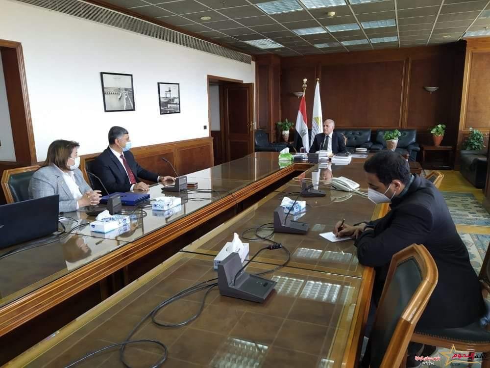 د. عبد العاطي يتابع أعمال تأهيل خزان أسوان القديم وتطوير المركز الثقافى الأفريقى بأسوان