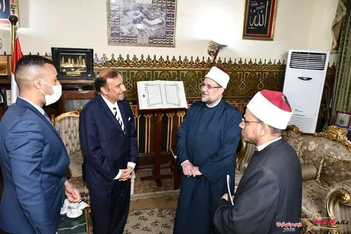 مدير مركز الأمم المتحدة لمكافحة الإرهاب خلال لقائه بوزير الأوقاف