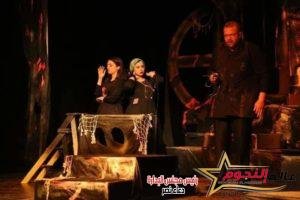 مسرح مركز الهناجر يقدم جيل جديد من الفنانين بإمضاء محمد البياع 2 مسرح مركز الهناجر يقدم جيل جديد من الفنانين بإمضاء محمد البياع
