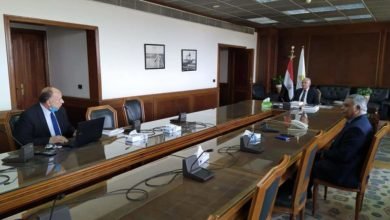 عبد العاطى يتابع موقف مشروعات محطات الرفع على مستوى الجمهوية