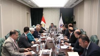 د. عبدالغفار يعقد اجتماعه الأسبوعي لمتابعة سير العمل بوزارة الصحة من مقر الوزارة بالعاصمة الإدارية الجديدة