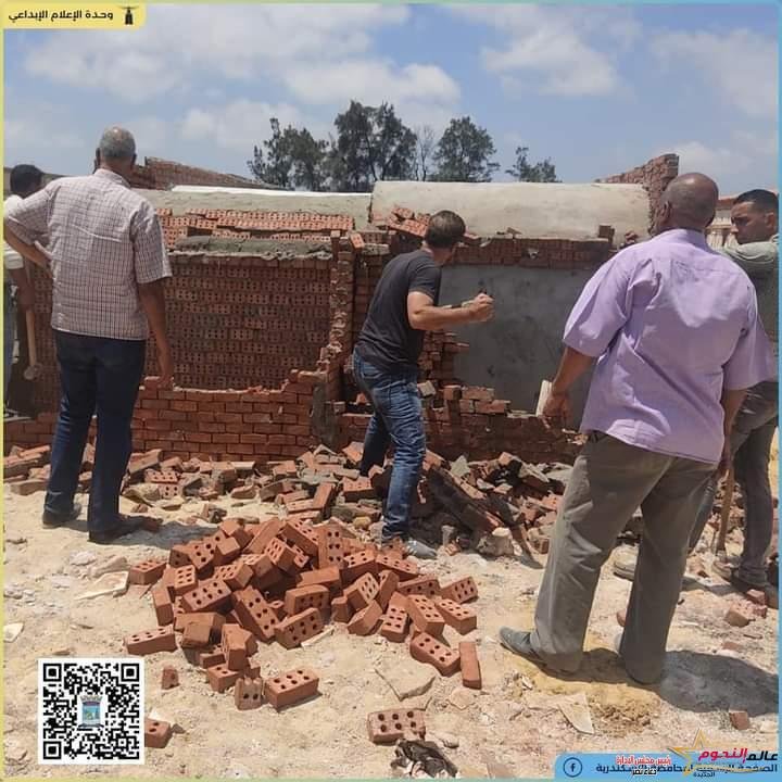 محافظ الإسكندرية يشدد على رؤساء الاحياء والأجهزة التنفيذية بالتصدي بكل حزم لظاهرة البناء المخالف والقضاء عليها فى المهد 2 محافظ الإسكندرية يشدد على رؤساء الاحياء والأجهزة التنفيذية بالتصدي بكل حزم لظاهرة البناء المخالف والقضاء عليها فى المهد