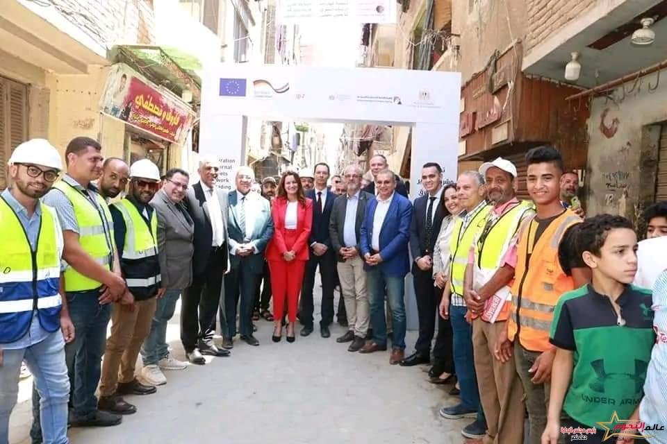 رئيس " هيئة التخطيط العمراني " وممثلون عن الاتحاد الأوروبي والوكالة الألمانية يتفقدون أعمال تطوير مدرسة الخصوص بالقليوبية 1 رئيس " هيئة التخطيط العمراني " وممثلون عن الاتحاد الأوروبي والوكالة الألمانية يتفقدون أعمال تطوير مدرسة الخصوص بالقليوبية
