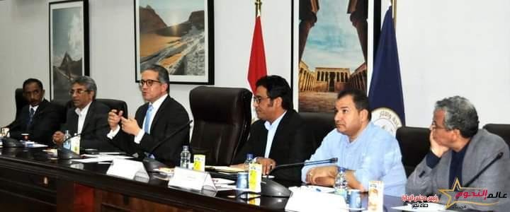 العناني يجتمع مع عدد من مديري المعاهد الأثرية الأجنبية في مصر ويناقش عدد من المحتويات العلمية 2 العناني يجتمع مع عدد من مديري المعاهد الأثرية الأجنبية في مصر ويناقش عدد من المحتويات العلمية