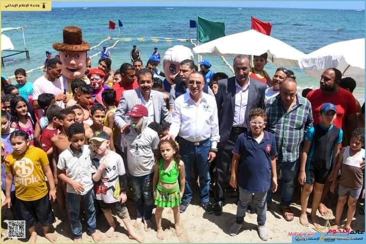 محافظ الإسكندرية يفتتح أول شاطىء للمكفوفين على مستوى الجمهورية 2 محافظ الإسكندرية يفتتح أول شاطىء للمكفوفين على مستوى الجمهورية