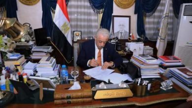 شوقي يعتمد نتيجة الدبلومات الفنية الدور الأول للعام الدراسي 2022/2021