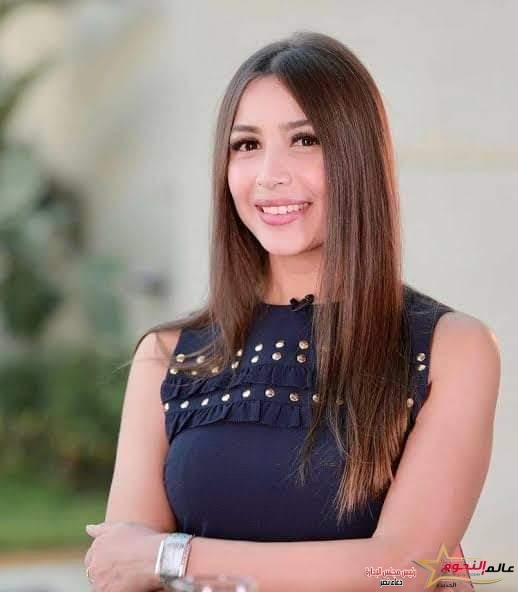 الفنانة "جنات" تتواجد في العاصمة اللبنانية... لهذا السبب