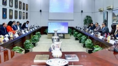 وزير السياحة يواصل اجتماعاته الدورية لمتابعة الاستعدادات والتجهيزات السياحية لاستضافة مصر لمؤتمرCOP27