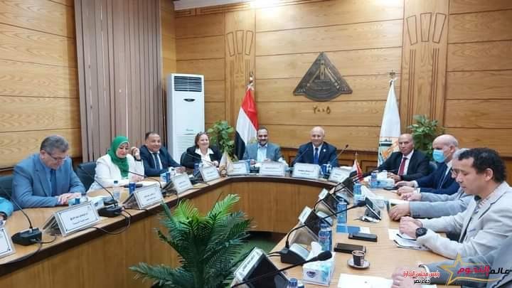 سوسه يناقش تفاصيل أستعدادات تشغيل جامعة بنها الأهلية بالعبور لاستقبال الطلاب الجدد