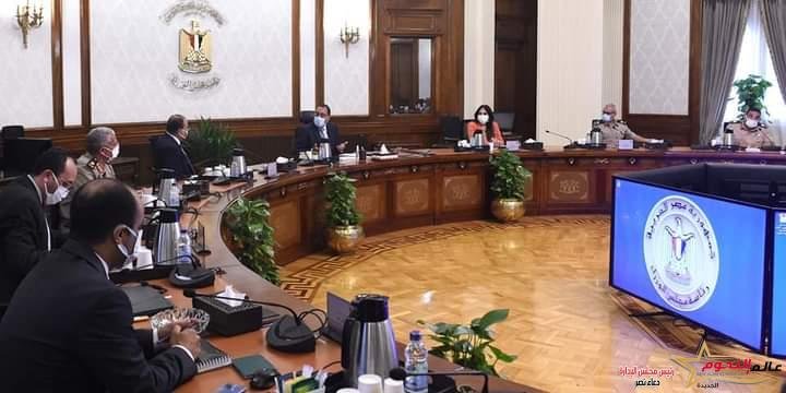 مدبولي يتابع تنفيذ تكليفات الرئيس بإنشاء 200 ألف وحدة سكنية بالقاهرة الكبرى لتطوير المناطق غير المخططة