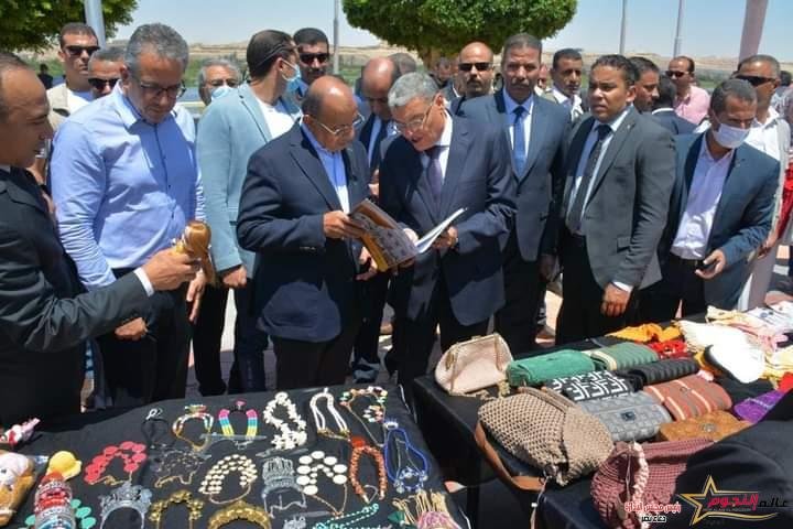 وزيرا التنمية المحلية والسياحة ومحافظ المنيا يفتتحون المرحلة الرابعة والأخيرة من تطوير كورنيش النيل 3 وزيرا التنمية المحلية والسياحة ومحافظ المنيا يفتتحون المرحلة الرابعة والأخيرة من تطوير كورنيش النيل