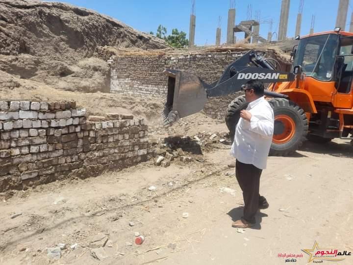 "مصطفى ألهم" التصدى بكل حسم لمحاولات التعدي علي الأراضي أملاك الدولة