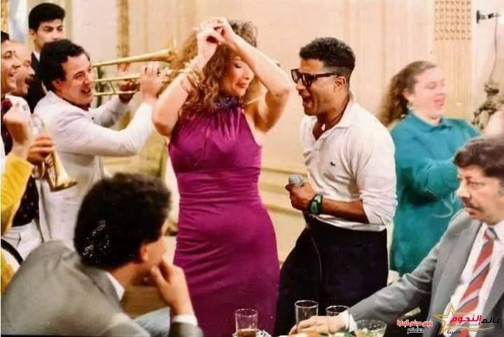 أحمد ماجد يقلد أحد النجوم والجمهور يعلق "يليق عليك" 3 أحمد ماجد يقلد أحد النجوم والجمهور يعلق "يليق عليك"