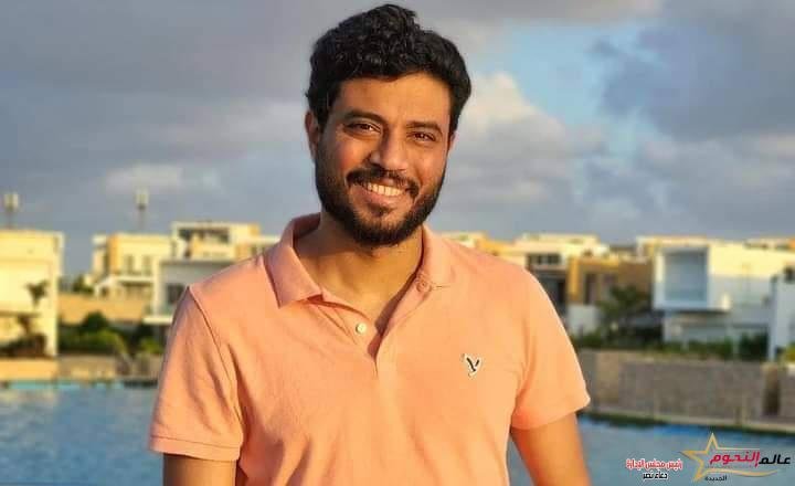 أحمد ماجد يقلد أحد النجوم والجمهور يعلق "يليق عليك" 1 أحمد ماجد يقلد أحد النجوم والجمهور يعلق "يليق عليك"