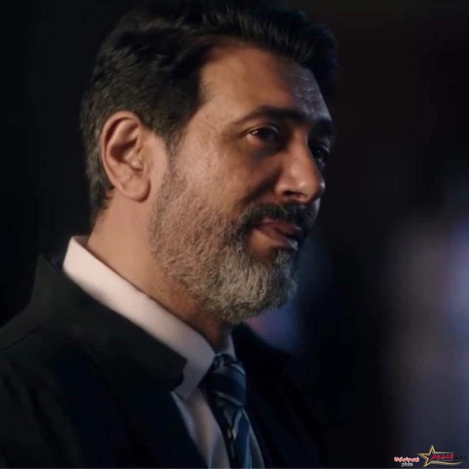الفنان احمد وفيق يشيد بحفل "الكينج" والجمهور يعلف