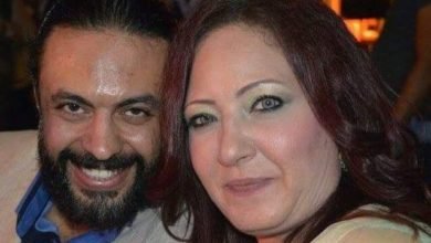 محمد الأطوني يهنئ زوجته الفنانة عنبر بعيد زواجهما