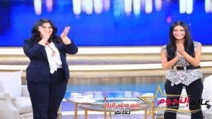 هدي المفتي لـ منى الشاذلي.. "بطني وجعتني وجالي جلطة في الوريد" 3 هدي المفتي لـ منى الشاذلي.. "بطني وجعتني وجالي جلطة في الوريد"