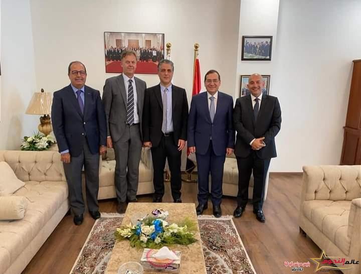 الملا يبحث زيادة استثمارات اكسون موبيل العالمية فى مصر
