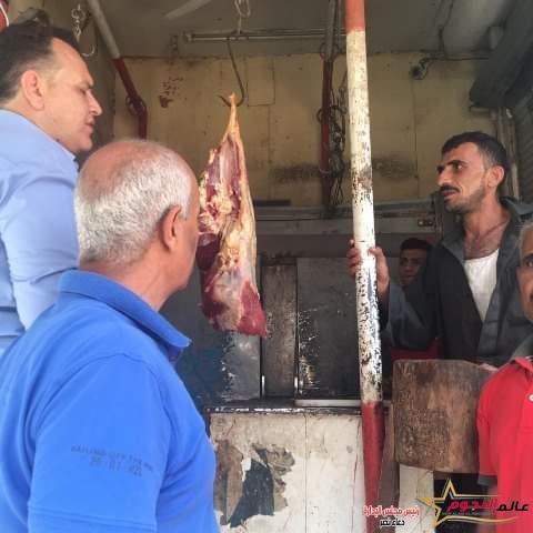 تموين أبو كبير يشن حملات رقابية على المطاعم والجزارين للتأكد من إلتزام أصحابها بالإشتراطات الصحية 3 تموين أبو كبير يشن حملات رقابية على المطاعم والجزارين للتأكد من إلتزام أصحابها بالإشتراطات الصحية