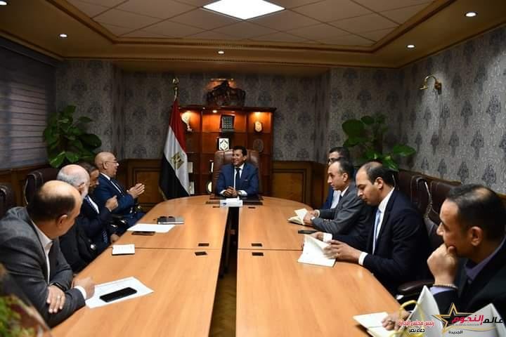 وزير الرياضة يطلع على خطة اتحاد الكاراتيه استعداداً للبطولات المقبلة