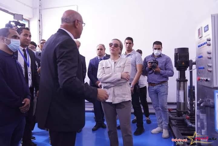 فؤاد تتفقد عدد من المنشآت الصناعية بمدينة السادس من أكتوبر 2 فؤاد تتفقد عدد من المنشآت الصناعية بمدينة السادس من أكتوبر