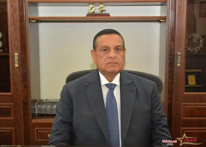 آمنة: يتلقى تقريراً عن أعمال الأسبوع الأول للموجة الـ 20 لإزالة التعديات علي أملاك وأراض الدولة