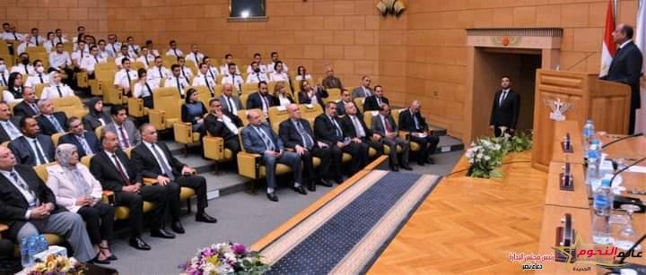 وزير الطيران يشهد حفل تخريج دفعة جديدة من كلية المراقبة الجوية 4 وزير الطيران يشهد حفل تخريج دفعة جديدة من كلية المراقبة الجوية