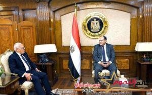 وزير التجارة يستقبل محافظي بورسعيد والشرقية لاستعراض سبل تعزيز فرص الاستثمار الصناعي بالمحافظتين