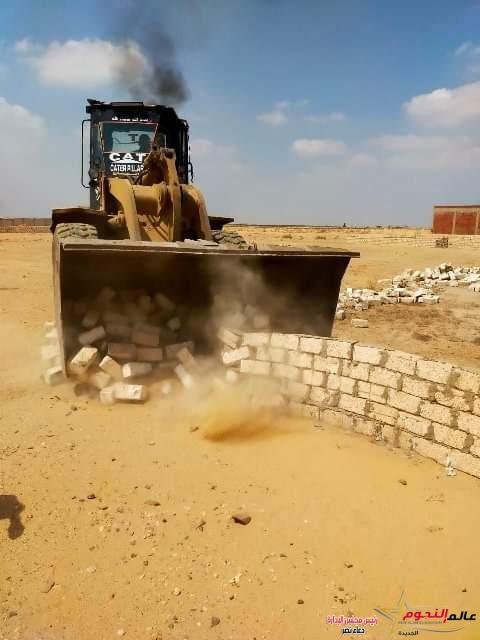 إزالة ٦٢ حالة تعدي بمساحة ١٣ ألف و ٥٧٢ متر مباني بنطاق محافظة الشرقية 4 إزالة ٦٢ حالة تعدي بمساحة ١٣ ألف و ٥٧٢ متر مباني بنطاق محافظة الشرقية