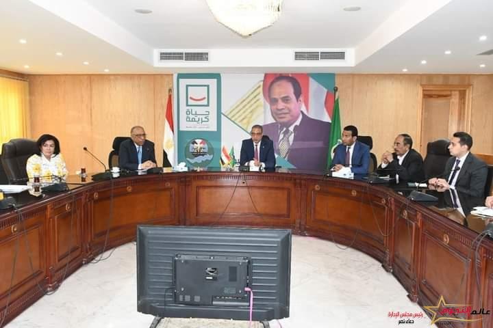 محافظ الفيوم ونائب وزير الصحة يترأسان اللجنة العامة لحماية الطفل