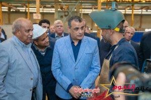 "وزير الدولة للإنتاج الحربي" يتفقد "حلوان للآلات والمعدات" ويؤكد أن مصنع "999 الحربي" وُلد عملاقًا 4 "وزير الدولة للإنتاج الحربي" يتفقد "حلوان للآلات والمعدات" ويؤكد أن مصنع "999 الحربي" وُلد عملاقًا