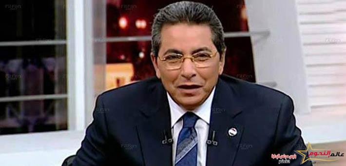 محمود سعد يبكي السوشيال ميديا بحديثه عن والده