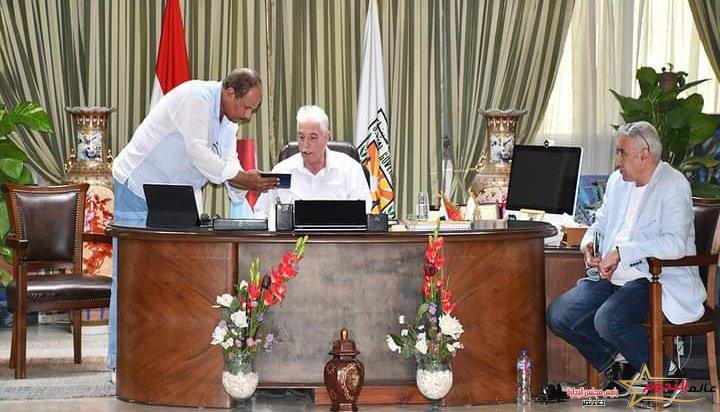 فودة يتابع موقف المشروعات الخاصة باستعدادات المحافظة لاستضافة مؤتمر تغير المناخ 2 فودة يتابع موقف المشروعات الخاصة باستعدادات المحافظة لاستضافة مؤتمر تغير المناخ