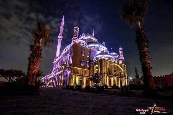 " مهرجان القلعة " يشهد توافد عدد كبير من نجوم الغناء خلال لياليه